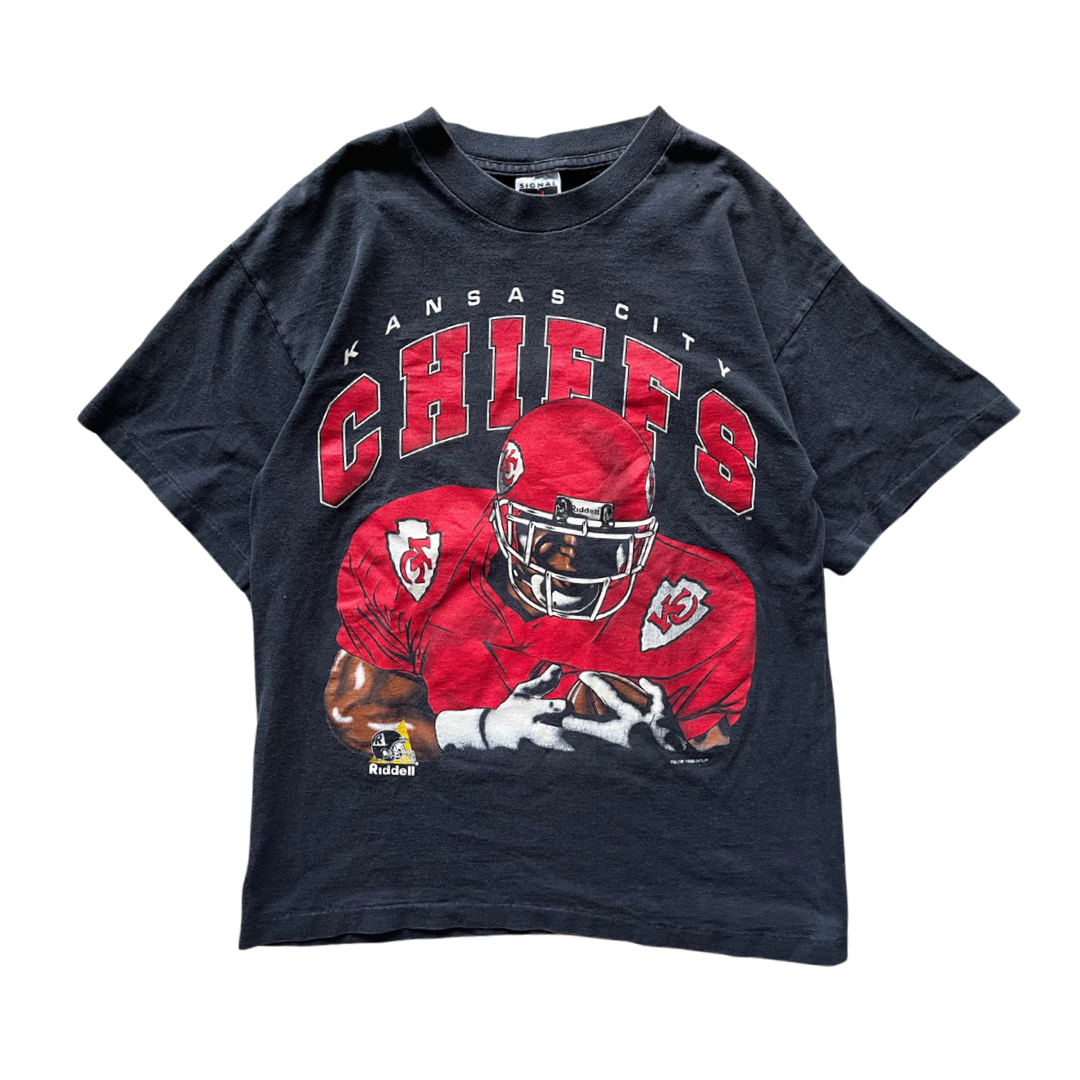 WESTSIDE STOREY VINTAGE | VINTAGE 1996 DOUBLE SIDED CHIEFS FOOTBALL PLAYER T-SHIRT - Westside Storey