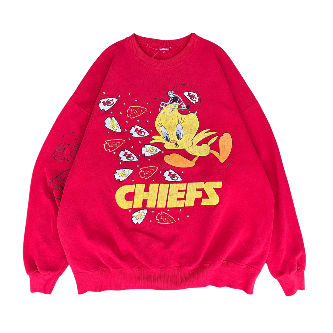 WESTSIDE STOREY VINTAGE | VINTAGE 90S TWEETY BIRD LOONEY TUNES KC CHIEFS SWEATSHIRT- RED - Westside Storey