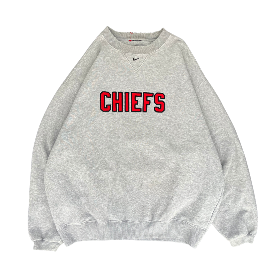 WESTSIDE STOREY VINTAGE | VINTAGE 90S RARE NIKE MIDDLE SWOOSH KC CHIEFS SWEATSHIRT- GREY - Westside Storey