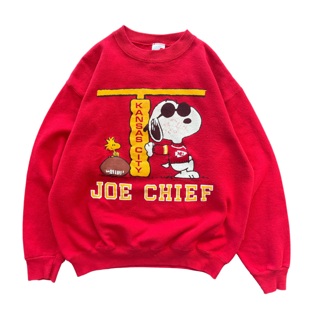 WESTSIDE STOREY VINTAGE | VINTAGE 90S JOE CHIEF SNOOPY KC CHIEFS SWEATSHIRT - RED - Westside Storey