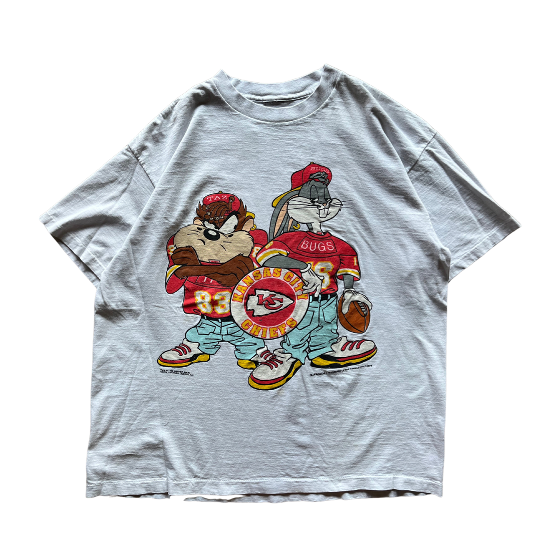 WESTSIDE STOREY VINTAGE | VINTAGE 1993 LOONEY TUNES BUGS, TAZ  KC CHIEFS T-SHIRT - Westside Storey