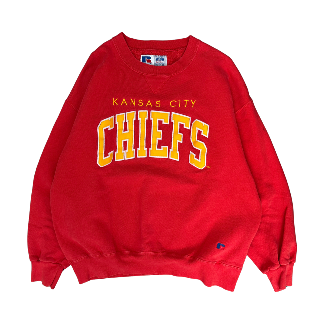 WESTSIDE STOREY VINTAGE | VINTAGE 90S RUSSELL EMBROIDERED PATCH KC CHIEFS SWEATSHIRT- RED