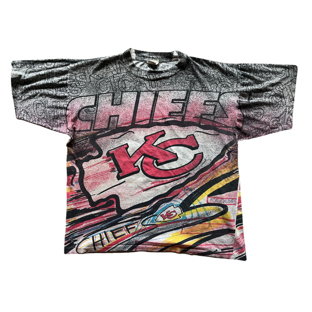 WESTSIDE STOREY VINTAGE | VINTAGE 90S CRAZY MAGIC JOHNSON AOP KC CHIEFS T-SHIRT - Westside Storey
