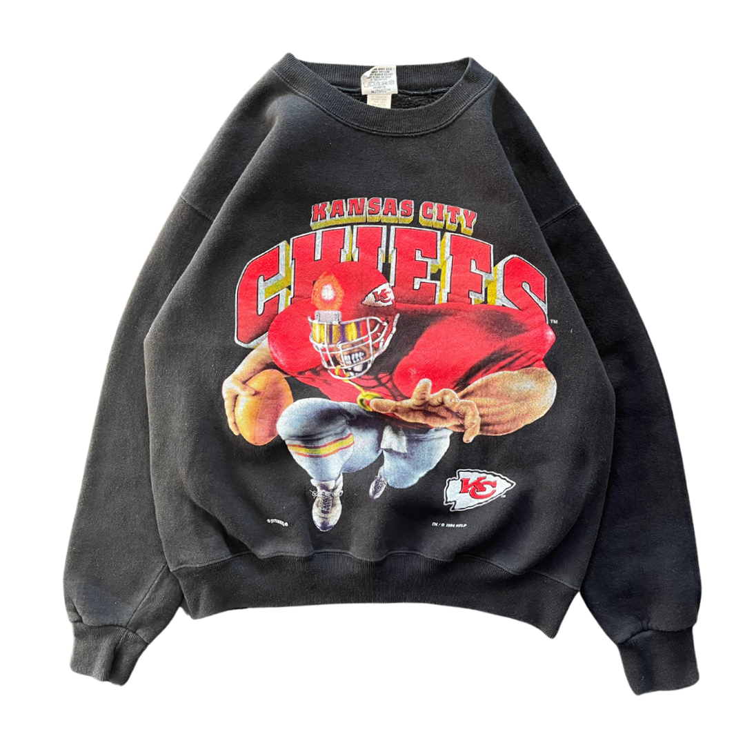 WESTSIDE STOREY VINTAGE | VINTAGE 90S NUTMEG KC CHIEFS FOOTBALL PLAYER SWEATSHIRT - BLACK - Westside Storey
