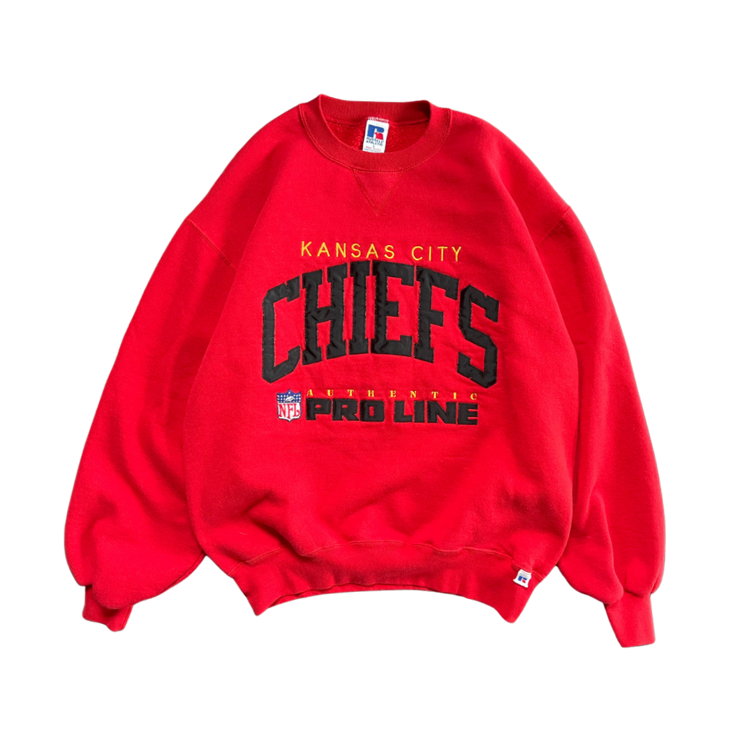 WESTSIDE STOREY VINTAGE | VINTAGE 90S RUSSELL KC CHIEFS STITCHED SWEATSHIRT - RED - Westside Storey