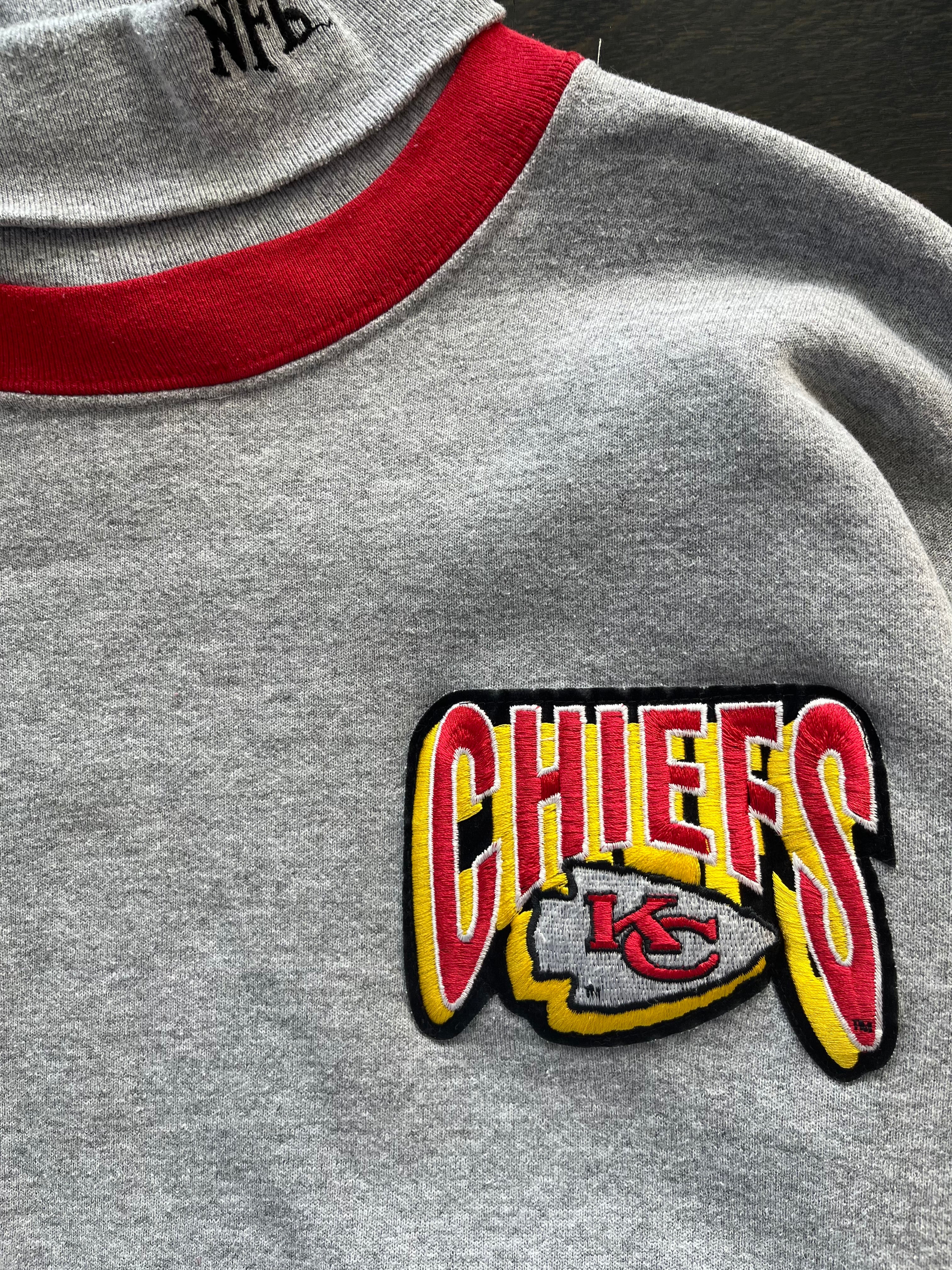 WESTSIDE STOREY VINTAGE | VINTAGE 90S MAJESTIC TURTLENECK EMBROIDERED KC CHIEFS SWEATSHIRT - GREY - Westside Storey