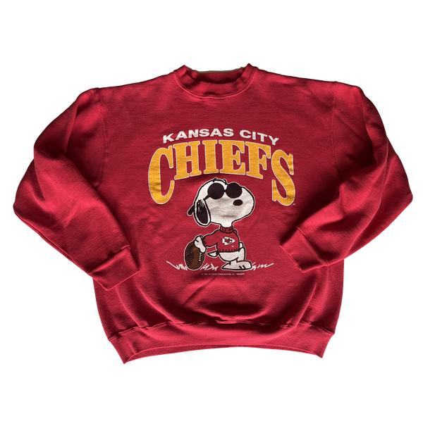 WESTSIDE STOREY VINTAGE | VINTAGE 90S SNOOPY CHIEFS SWEATSHIRT