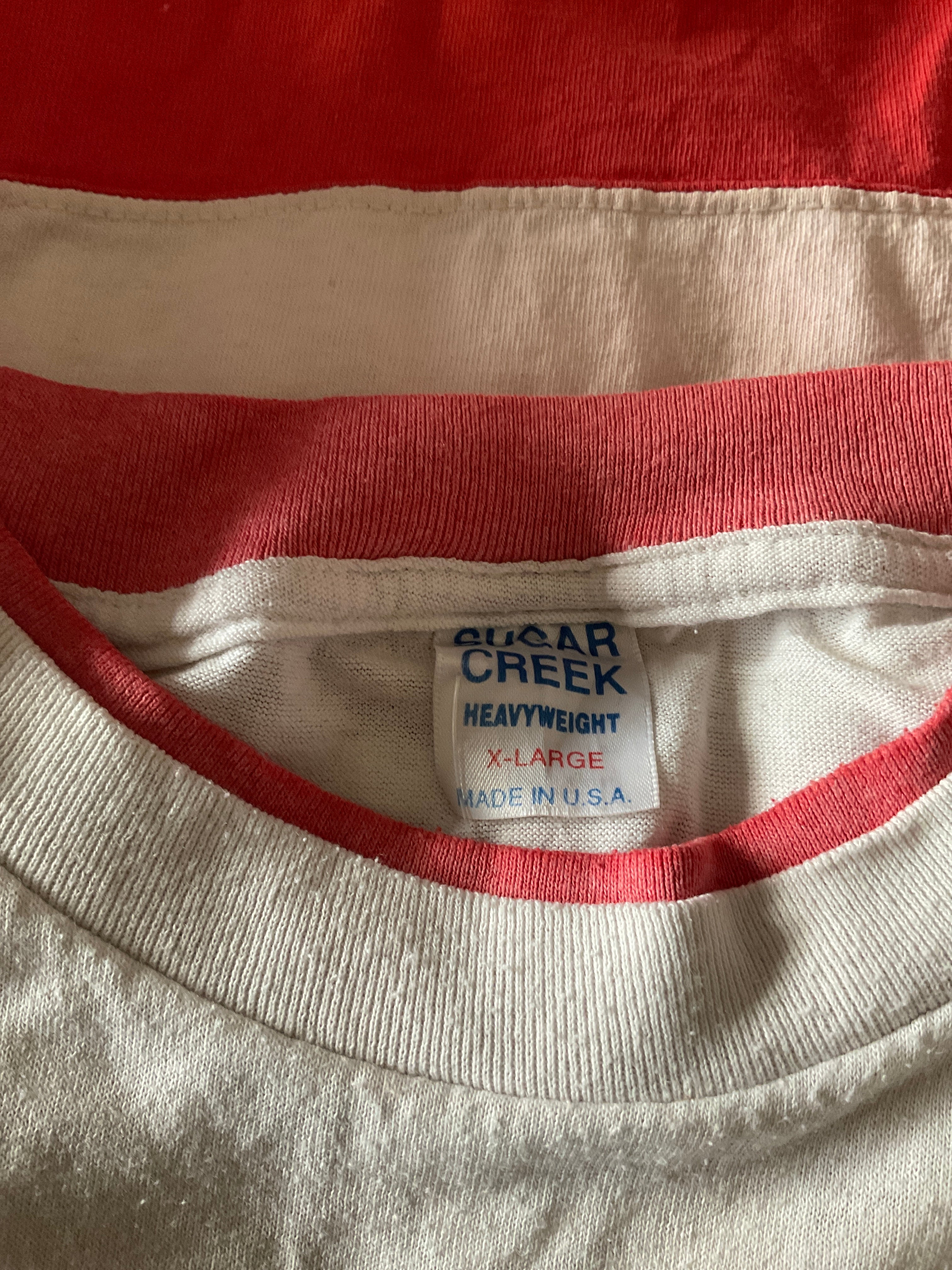 WESTSIDE STOREY VINTAGE | VINTAGE 90'S LOONEY TUNES BUGS, TAZ, SYLVESTER CHIEFS T-SHIRT - Westside Storey