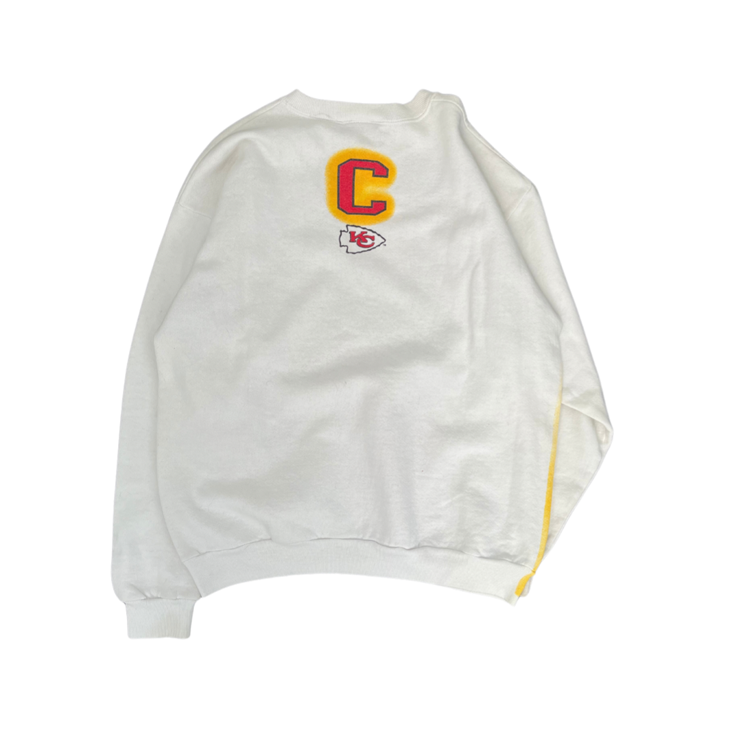 WESTSIDE STOREY VINTAGE | VINTAGE 90S AOP MAGIC KC CHIEFS SWEATSHIRT- WHITE - Westside Storey