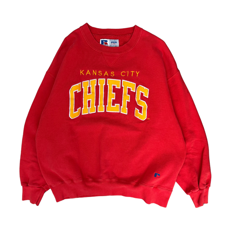 WESTSIDE STOREY VINTAGE | VINTAGE 90S RUSSELL EMBROIDERED PATCH KC CHIEFS SWEATSHIRT- RED