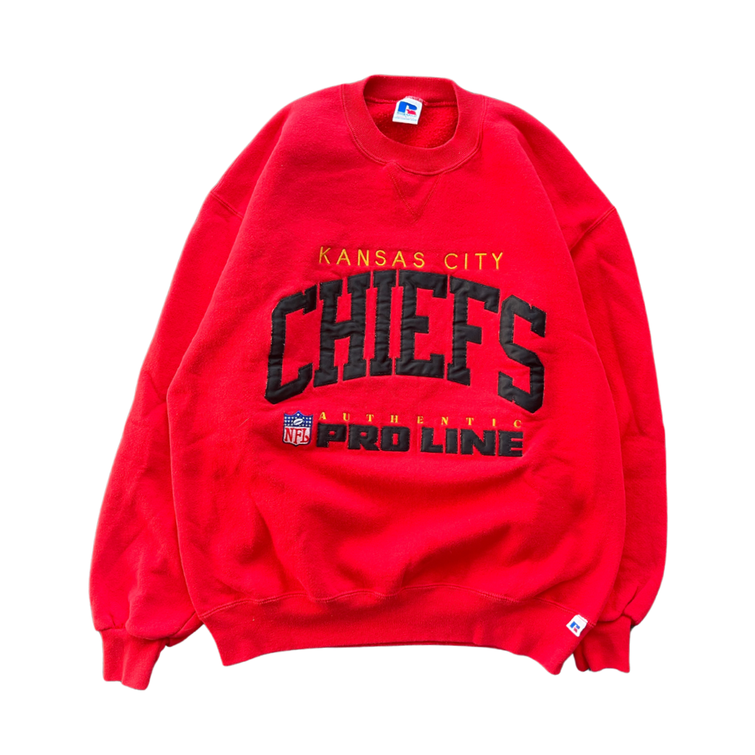 WESTSIDE STOREY VINTAGE | VINTAGE 90S RUSSELL STITCHED KC CHIEFS SWEATSHIRT - RED - Westside Storey