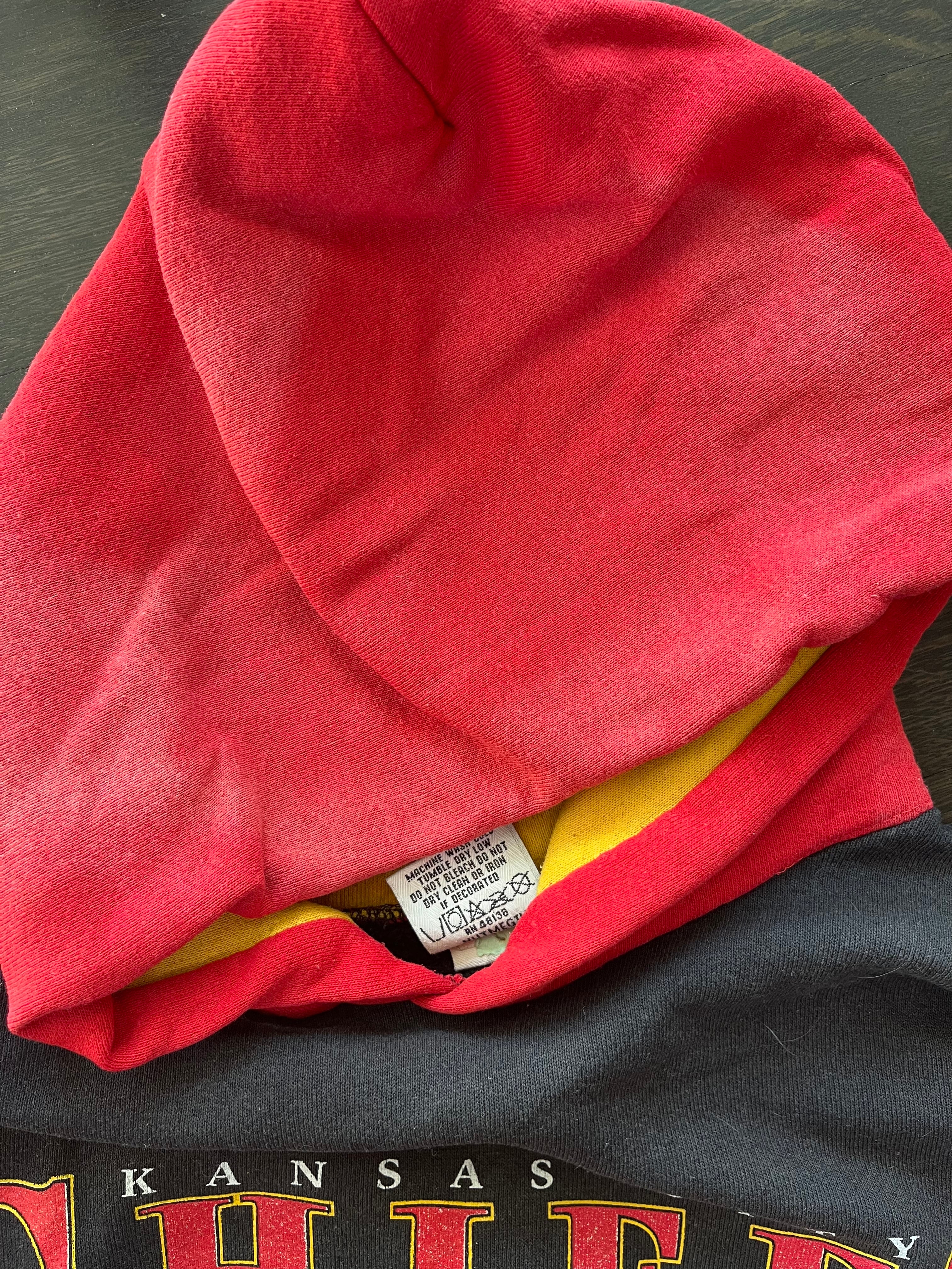 WESTSIDE STOREY VINTAGE | VINTAGE 90S COLORBLOCK NUTMEG KC CHIEFS HOODIE - BLACK/RED/YELLOW - Westside Storey