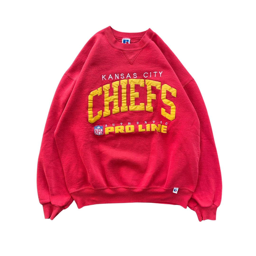 WESTSIDE STOREY VINTAGE | VINTAGE 90S RUSSELL STITCHED KC CHIEFS SWEATSHIRT - RED - Westside Storey