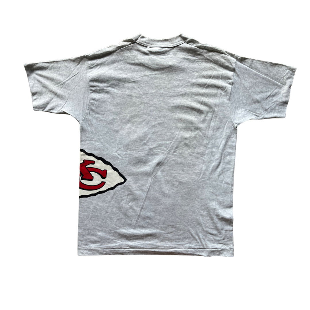 WESTSIDE STOREY VINTAGE | VINTAGE 1996 AIR BUGS BUNNY KANSAS CITY CHIEFS T-SHIRT - Westside Storey
