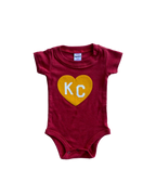 CHARLIE HUSTLE | KIDS KC HEART ONESIE - RED & GOLD - Westside Storey