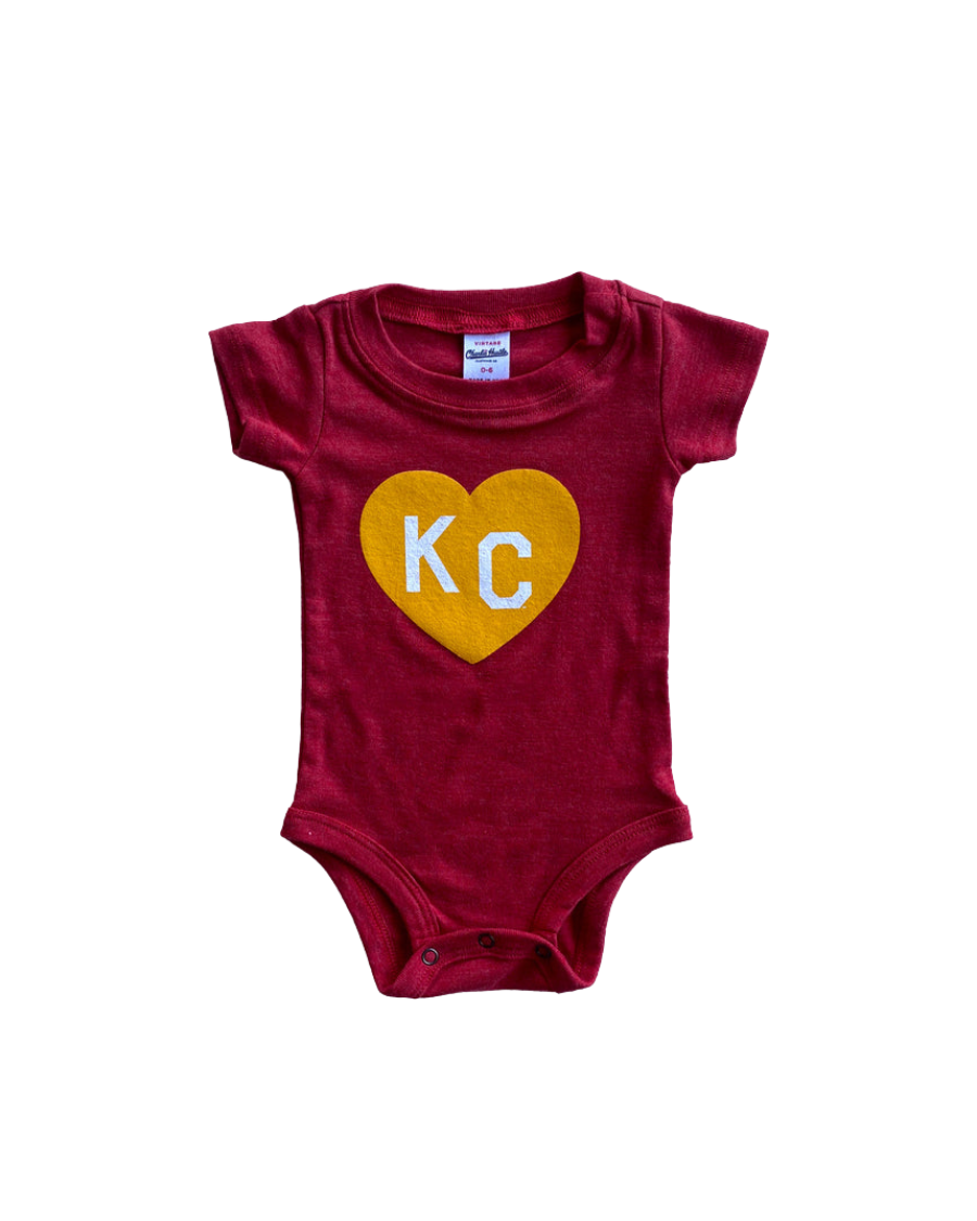 CHARLIE HUSTLE | KIDS KC HEART ONESIE - RED & GOLD - Westside Storey