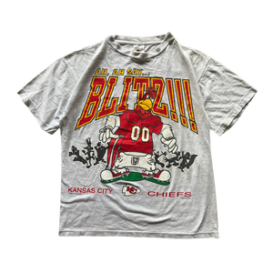 WESTSIDE STOREY VINTAGE | VINTAGE 90S FOGHORN LEGHORN LOONEY TUNES CHIEFS T-SHIRT - Westside Storey
