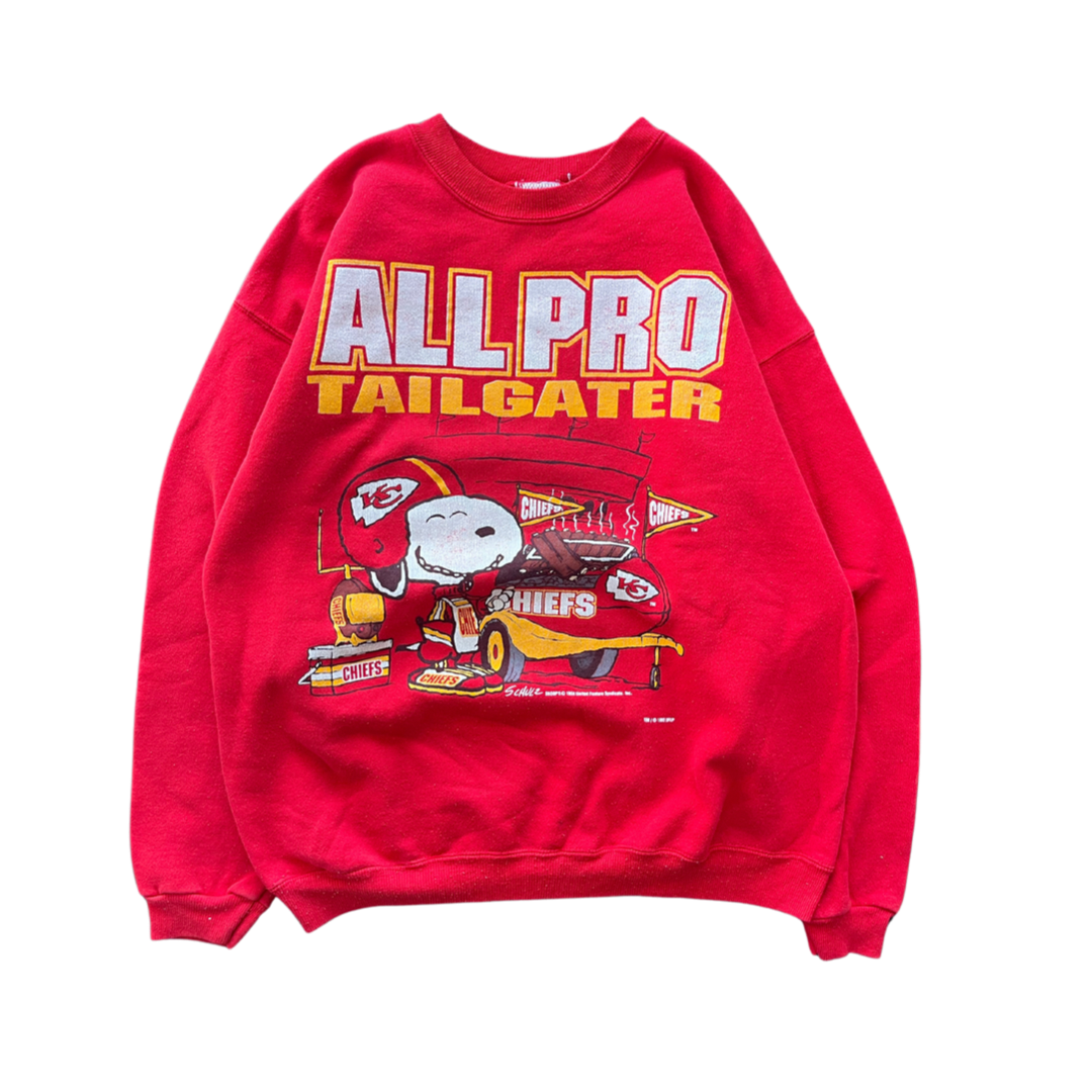 WESTSIDE STOREY VINTAGE | VINTAGE 90S TAILGATER PRO SNOOPY KC CHIEFS SWEATSHIRT - RED - Westside Storey