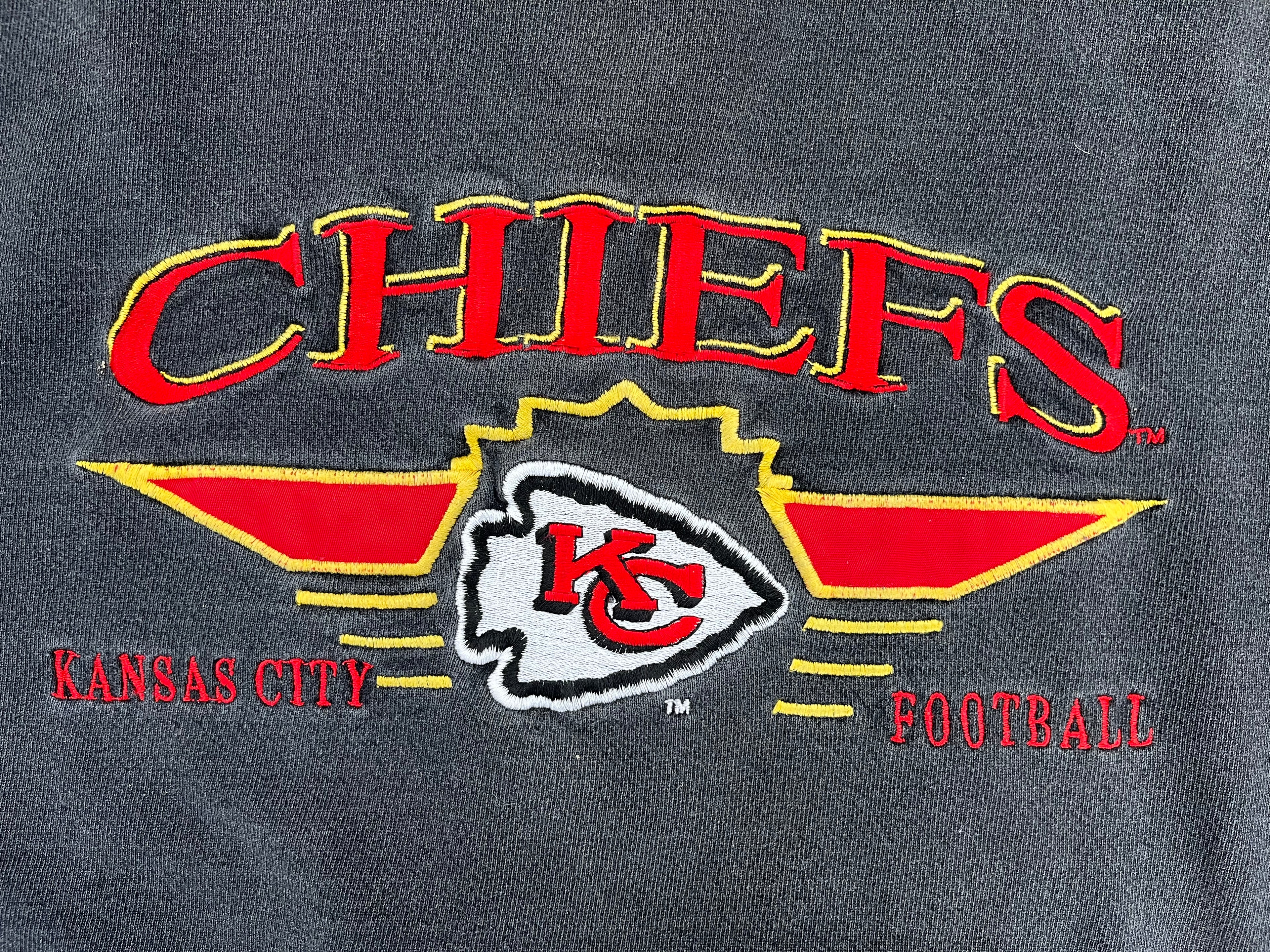 WESTSIDE STOREY VINTAGE | VINTAGE 90S LOGO ATHLETIC FADED EMBROIDERED KC CHIEFS SWEATSHIRT- BLACK - Westside Storey