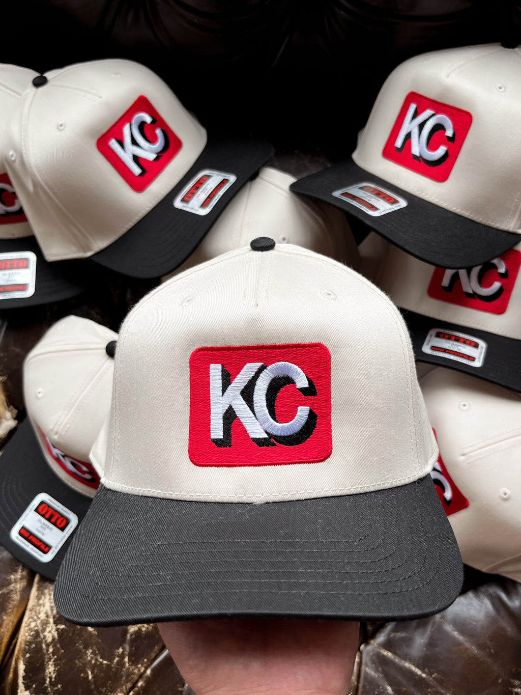 FLINT & FIELD | KC PATCH HAT - IVORY/BLACK Flint and Field
