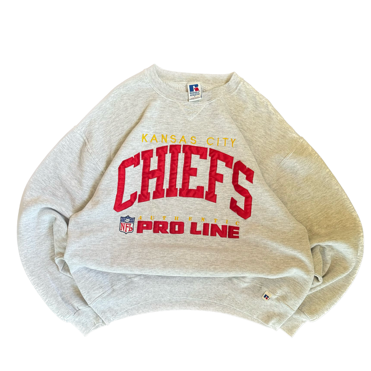 WESTSIDE STOREY VINTAGE | VINTAGE 90'S KC CHIEFS RUSSELL PATCH SWEATSHIRT - GRAY