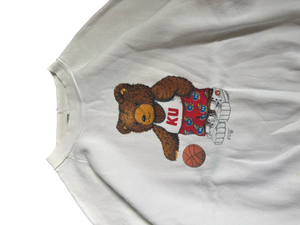 WESTSIDE STOREY VINTAGE | VINTAGE 90'S KU TEDDY BEAR BASKETBALL SWEATSHIRT - WHITE Westside Storey