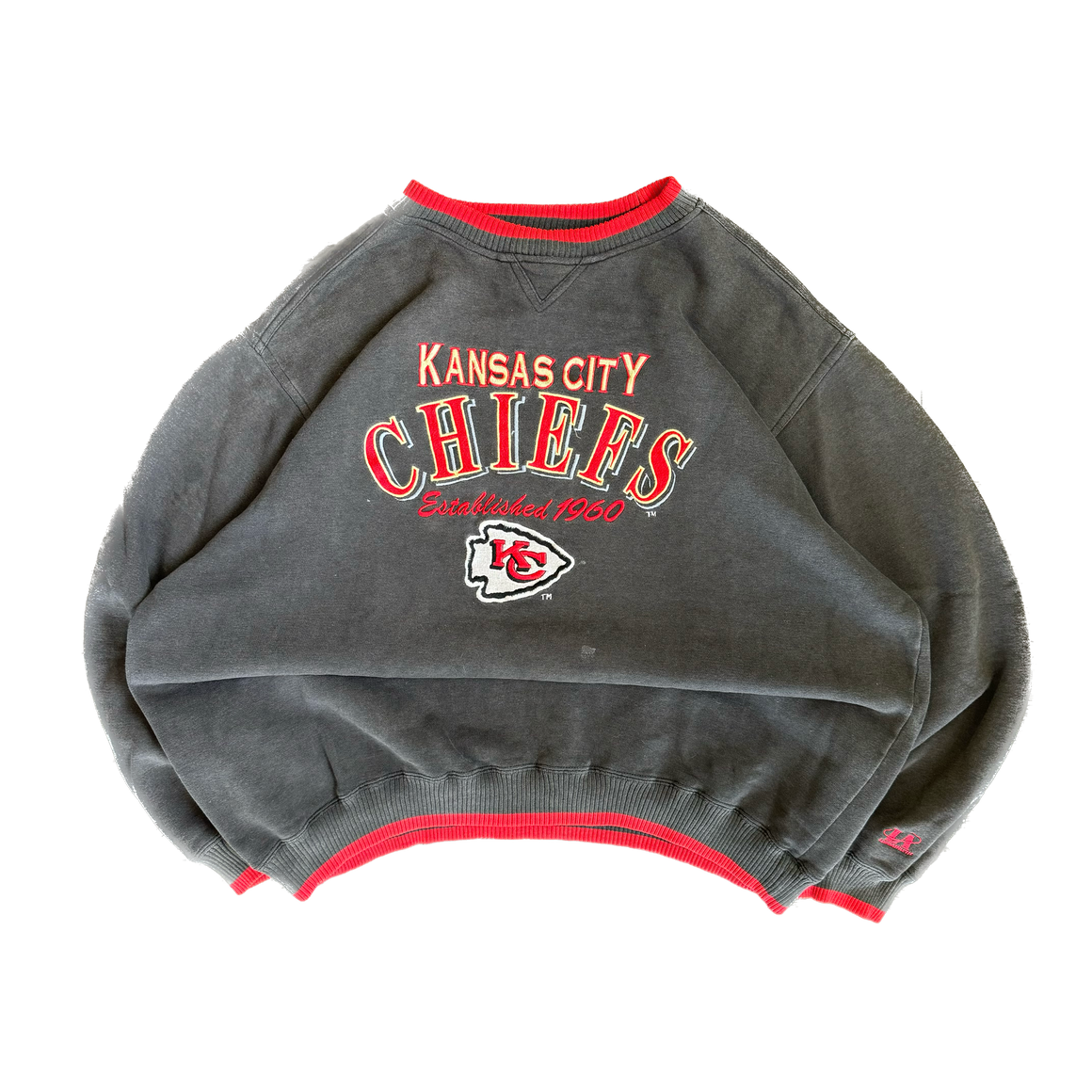 WESTSIDE STOREY VINTAGE | VINTAGE 90'S LOGO ATHLETIC KC CHIEFS SWEATSHIRT *AS IS - BLACK