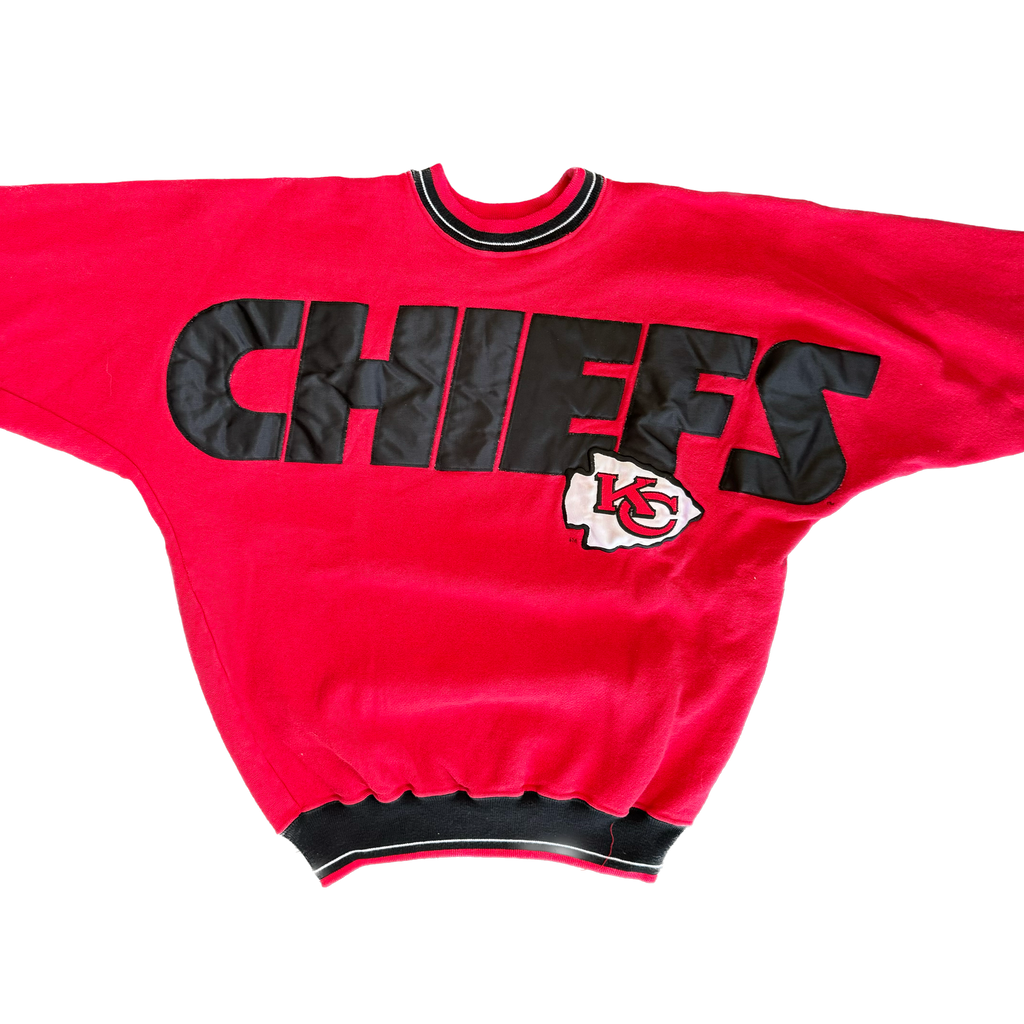 WESTSIDE STOREY VINTAGE | VINTAGE 90'S LEGENDS KC CHIEFS LARGE SPELLOUT SWEATSHIRT - RED - Westside Storey