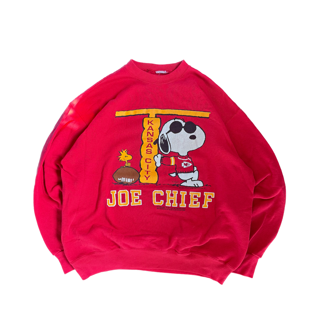 WESTSIDE STOREY VINTAGE | VINTAGE 90'S KC CHIEFS SNOOPY JOE CHIEFS SWEATSHIRT - RED Westside Storey