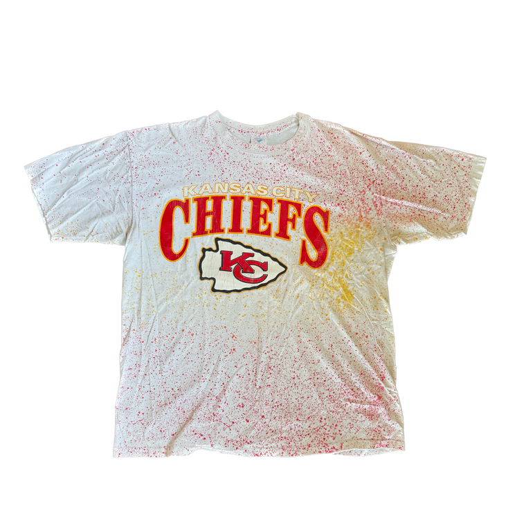 WESTSIDE STOREY VINTAGE | VINTAGE 90'S KC CHIEFS SPLATTER T-SHIRT - WHITE Westside Storey