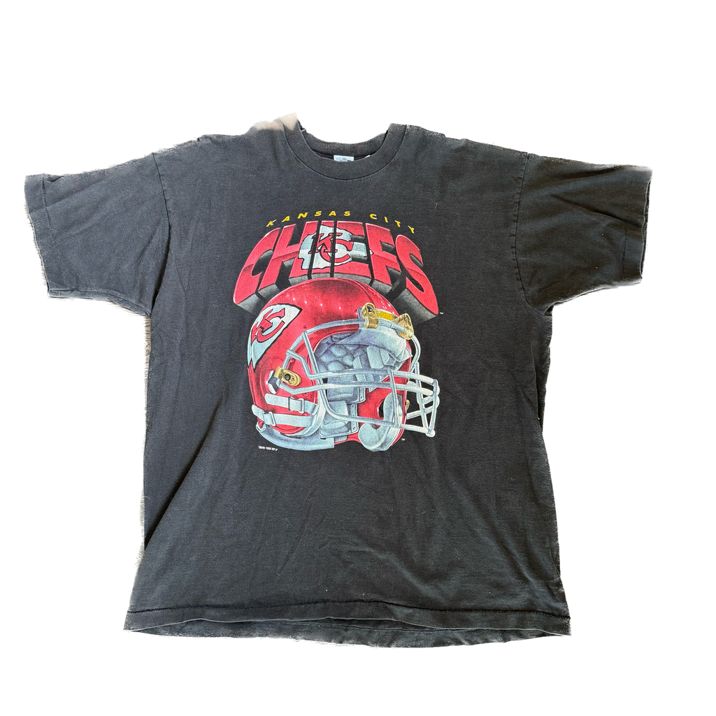 WESTSIDE STOREY VINTAGE | VINTAGE 90'S SALEM KC CHIEFS T-SHIRT - BLACK Westside Storey
