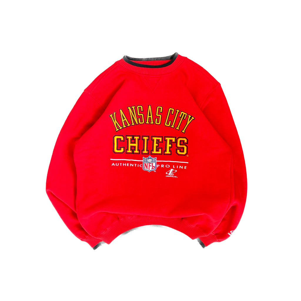 WESTSIDE STOREY VINTAGE | VINTAGE 90'S PROLINE KC CHIEFS EMBROIDERED HEAVY SWEATSHIRT - RED - Westside Storey