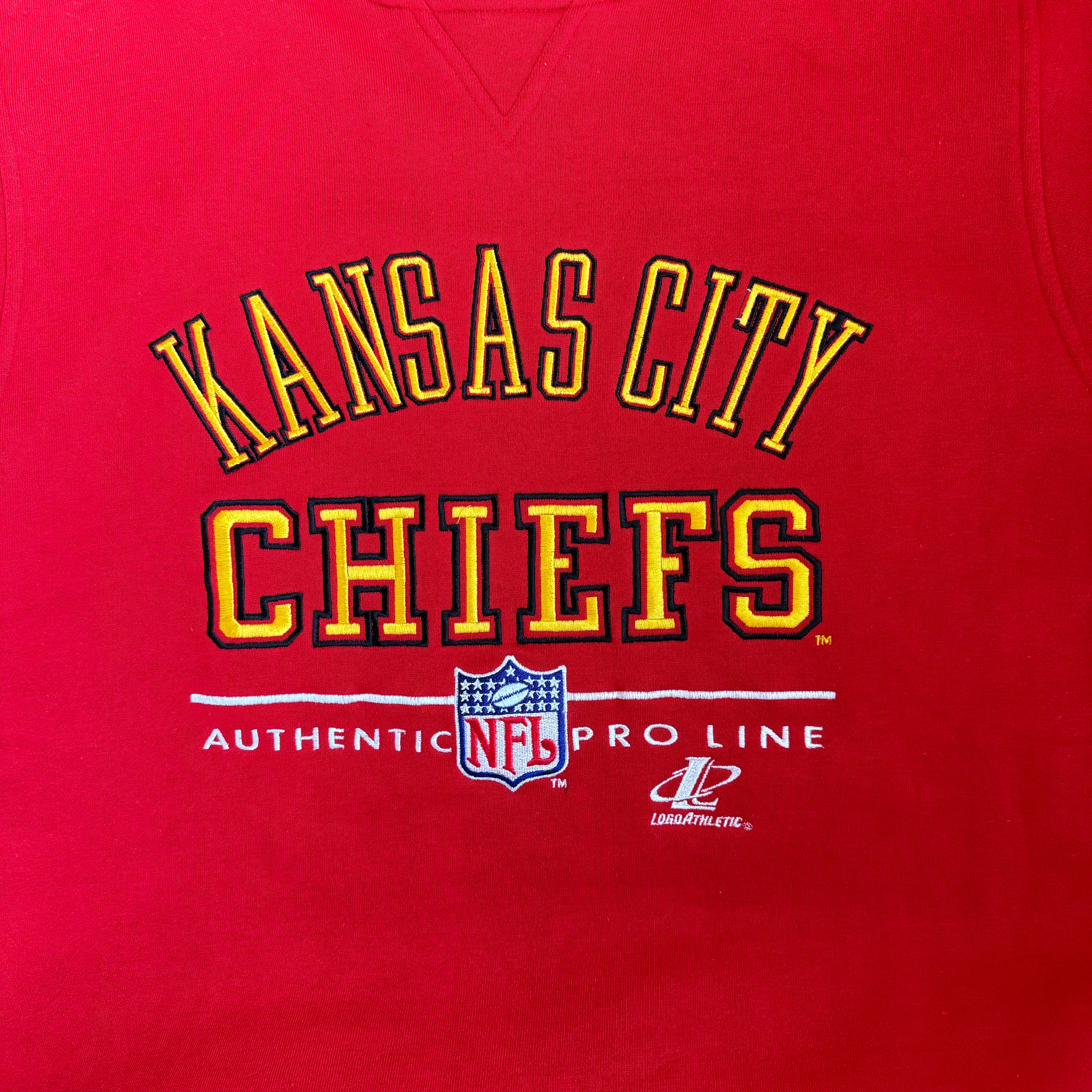 WESTSIDE STOREY VINTAGE | VINTAGE 90'S PROLINE KC CHIEFS EMBROIDERED HEAVY SWEATSHIRT - RED - Westside Storey