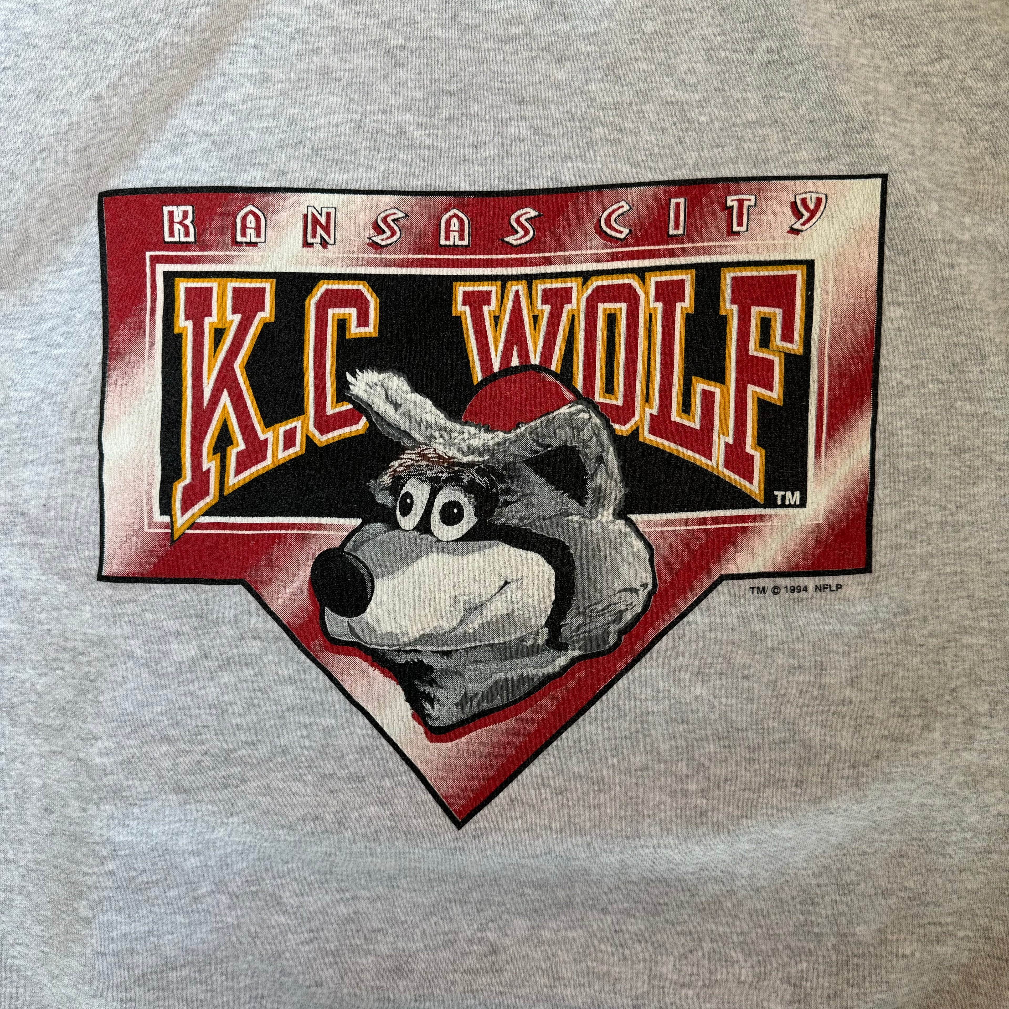 WESTSIDE STOREY VINTAGE | VINTAGE 90'S KC WOLF CHIEFS SWEATSHIRT - GRAY - Westside Storey