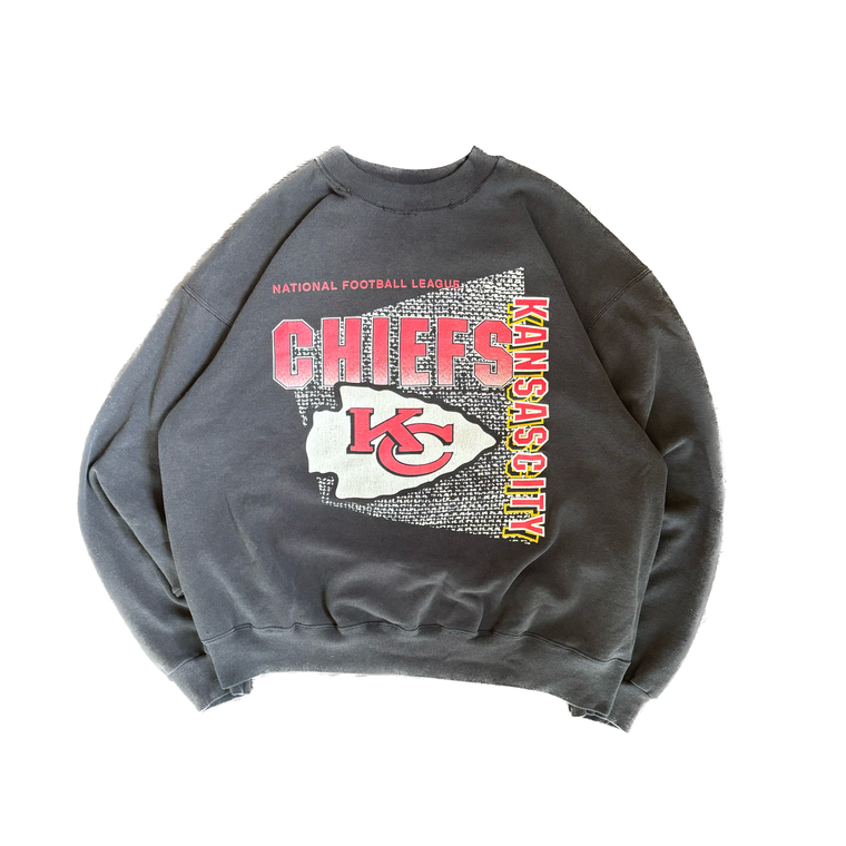 WESTSIDE STOREY VINTAGE | VINTAGE 90'S KC CHIEFS FADED SWEATSHIRT - BLACK