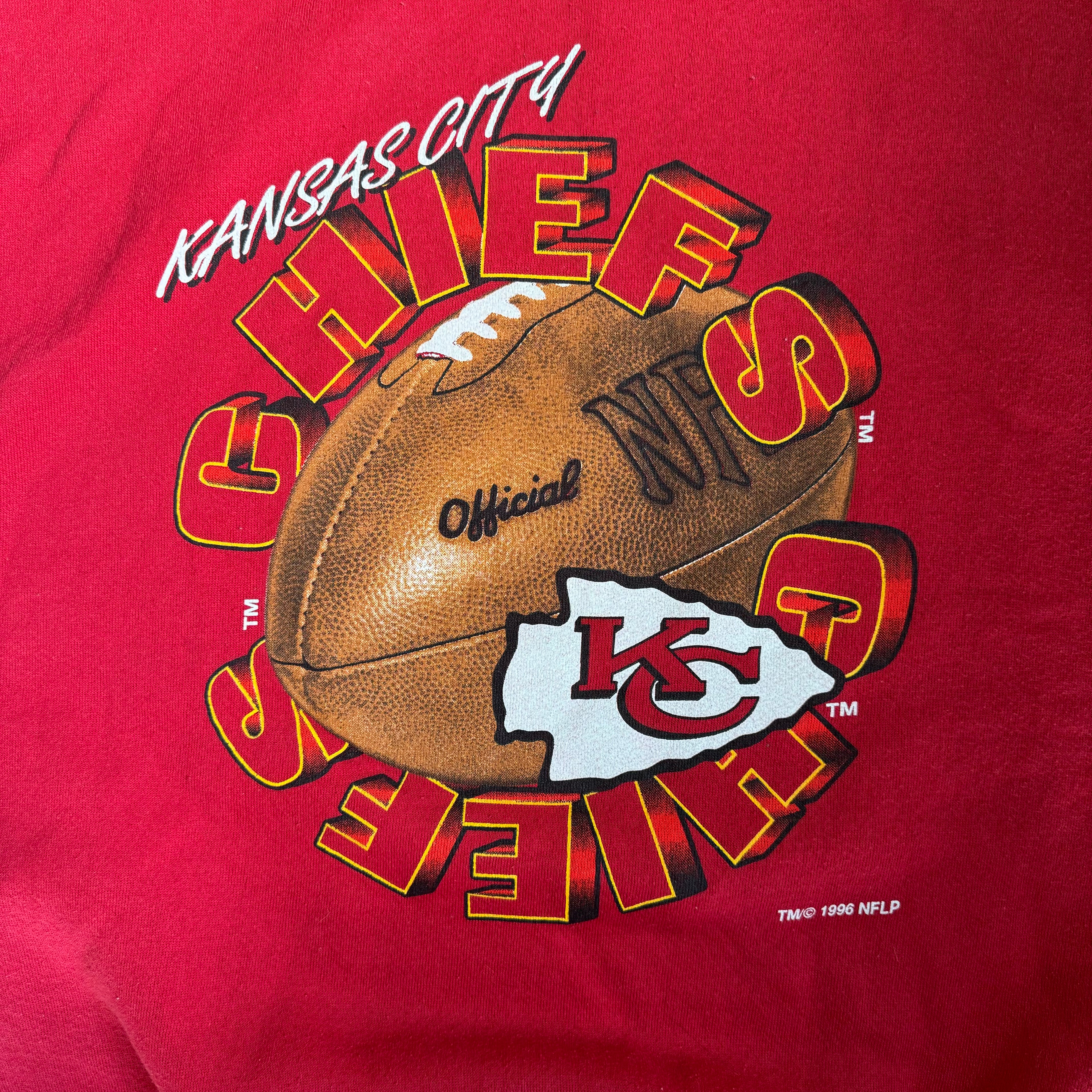 WESTSIDE STOREY VINTAGE | VINTAGE 90'S KC CHIEFS LARGE GRAPHIC SWEATSHIRT - RED - Westside Storey
