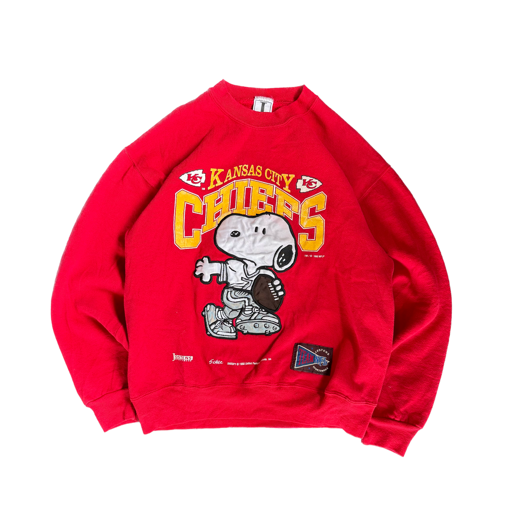 WESTSIDE STOREY VINTAGE | VINTAGE 90'S KC CHIEFS SNOOPY PATCH SWEATSHIRT - RED Westside Storey