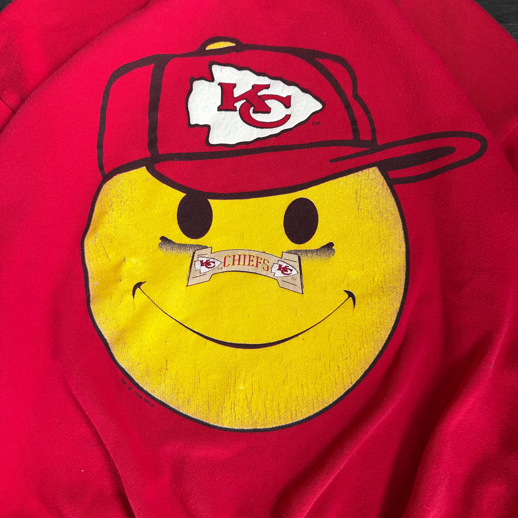 WESTSIDE STOREY VINTAGE | VINTAGE 90'S KC CHIEFS SMILEY SWEATSHIRT - RED Westside Storey