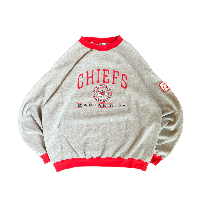 WESTSIDE STOREY VINTAGE | VINTAGE 90'S KC CHIEFS EMBROIDERED SWEATSHIRT - GRAY