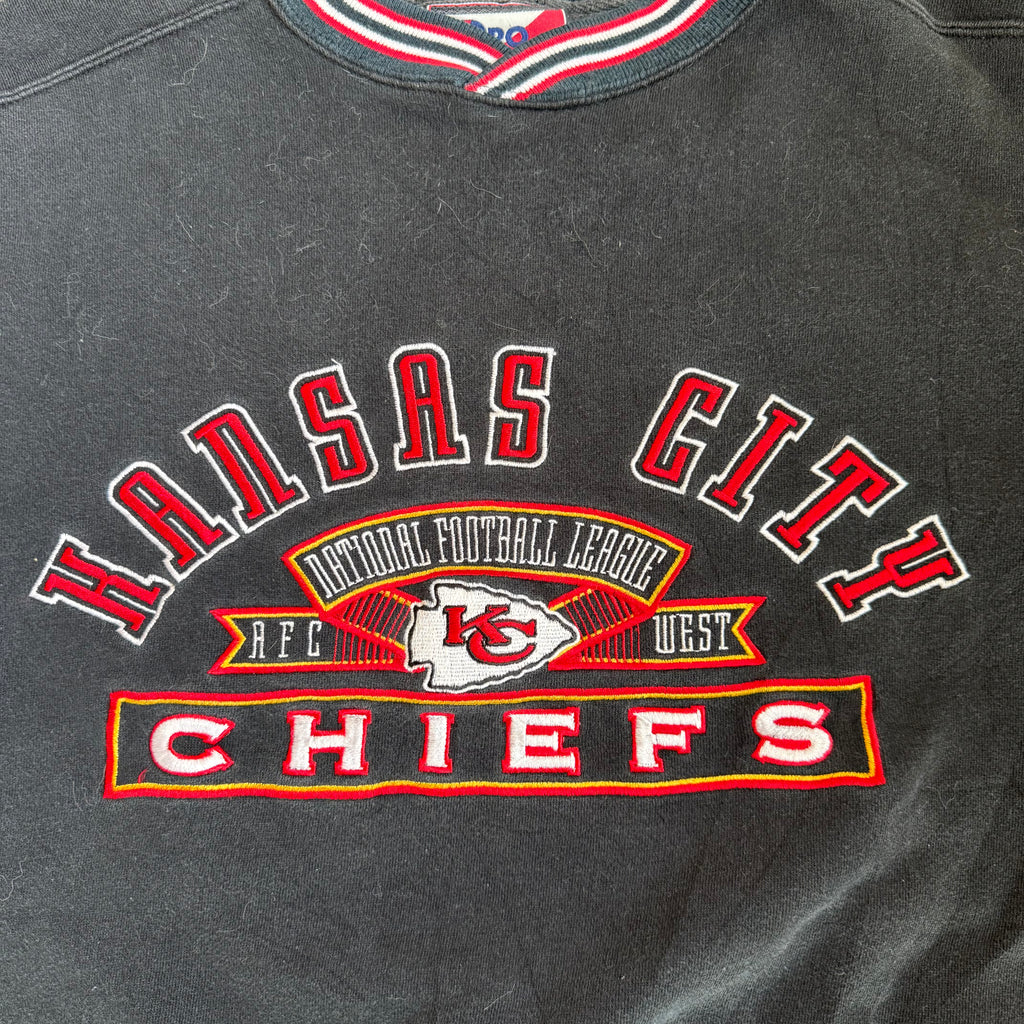 WESTSIDE STOREY VINTAGE | VINTAGE 90'S KC CHIEFS PRO PLAYER EMBROIDERED SWEATSHIRT - BLACK Westside Storey
