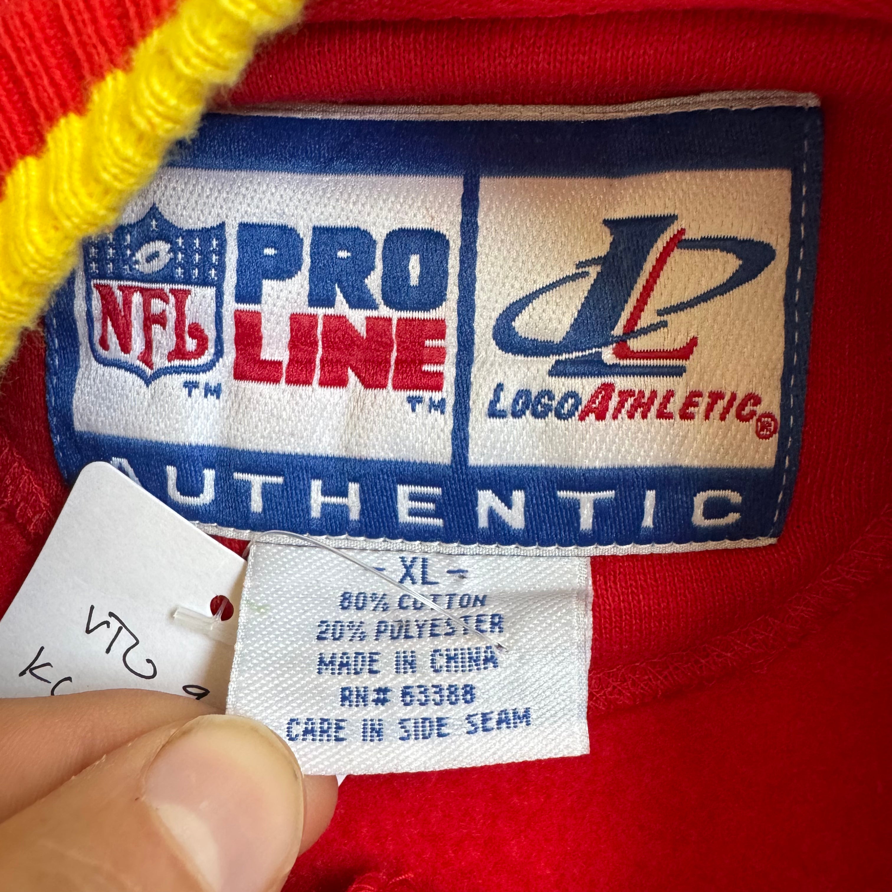 WESTSIDE STOREY VINTAGE | VINTAGE 90'S KC CHIEFS PROLINE EMBROIDERED SWEATSHIRT - RED Westside Storey