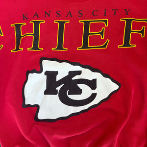 WESTSIDE STOREY VINTAGE | VINTAGE 90'S KC CHIEFS CLIF ENGLE SPELLOUT SWEATSHIRT - RED - Westside Storey