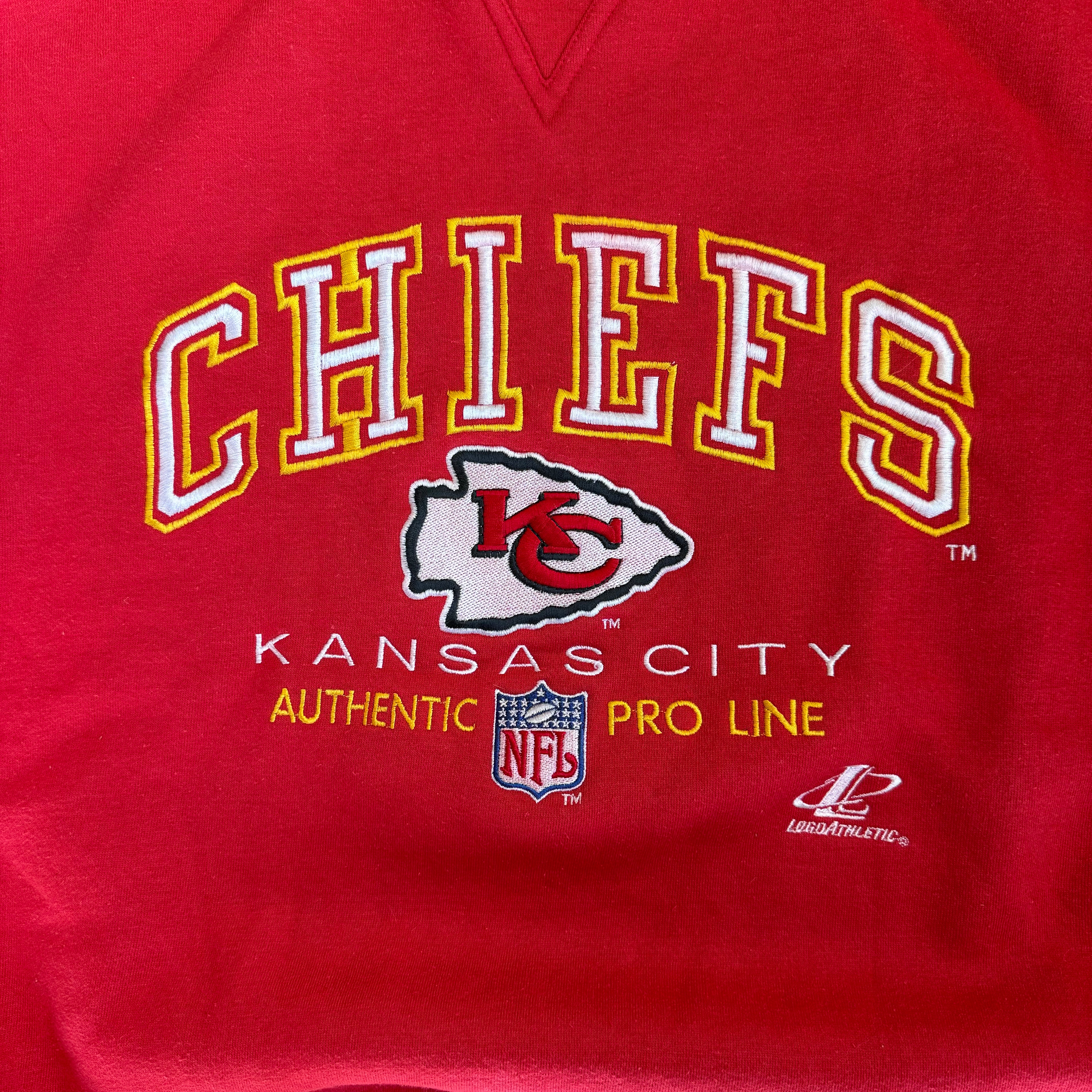 WESTSIDE STOREY VINTAGE | VINTAGE 90'S KC CHIEFS PROLINE LOGOATHLETIC HEAVY EMBROIDERED SWEATSHIRT - RED - Westside Storey
