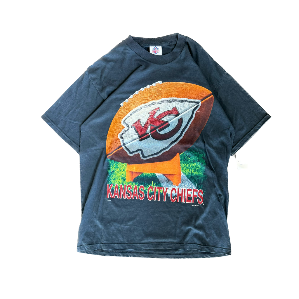 WESTSIDE STOREY VINTAGE | VINTAGE 1996 KC CHIEFS OLD NEW STOCK LARGE GRAPHIC T-SHIRT - BLACK - Westside Storey
