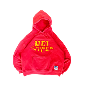 WESTSIDE STOREY VINTAGE | VINTAGE 90'S KC CHIEFS NUTMEG NFL PATCH HOODIE - RED - Westside Storey