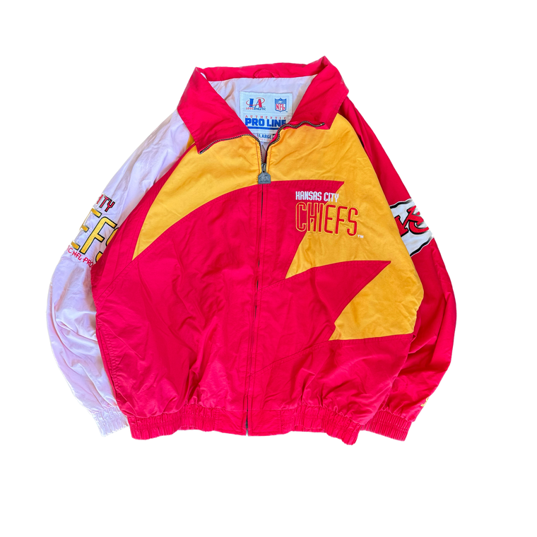 WESTSIDE STOREY VINTAGE | VINTAGE 90'S KC CHIEFS LOGO ATHLETIC SHARKTOOTH JACKET - RED