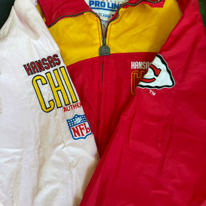 WESTSIDE STOREY VINTAGE | VINTAGE 90'S KC CHIEFS LOGO ATHLETIC SHARKTOOTH JACKET - RED - Westside Storey