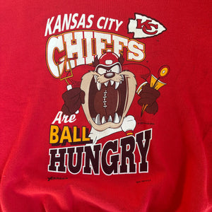 WESTSIDE STOREY VINTAGE | VINTAGE90'S KC CHIEFS TAZ HUNGRY SWEATSHIRT - RED - Westside Storey