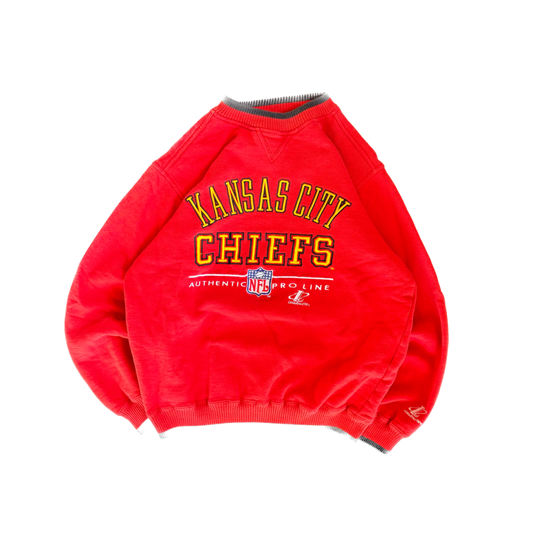 WESTSIDE STOREY VINTAGE | VINTAGE 90'S KC CHIEFS PROLINE LOGO ATHLETIC EMBROIDERED SWEATSHIRT - RED