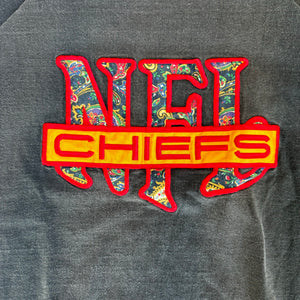 WESTSIDE STOREY VINTAGE | VINTAGE 90'S KC CHIEFS NFL PAISLEY TEE - BLACK - Westside Storey